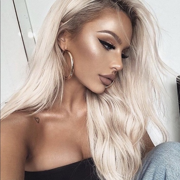 💫ASHTI 24” BLONDE OMBRÉ 2 TONE LACE FRONT WIG💫